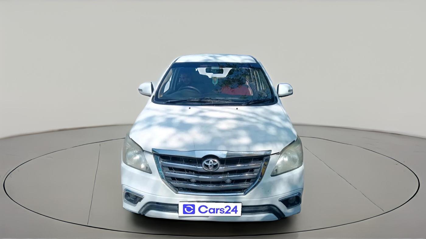 2015 Toyota Innova 2.5 G 7 STR, Diesel, Manual, 1,52,832 km, exterior