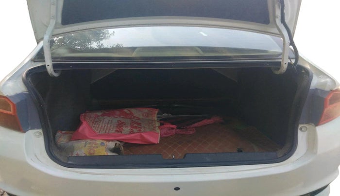 2017 Honda City 1.5L I-VTEC VX, Petrol, Manual, 86,800 km, exterior