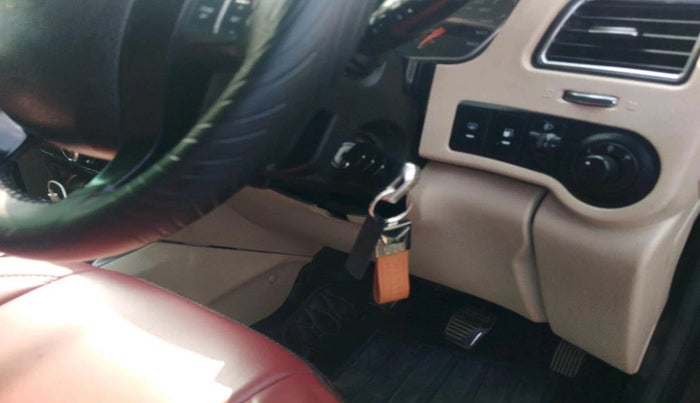 2023 Mahindra SCORPIO CLASSIC S11 7STR, Diesel, Manual, 77,512 km, interior