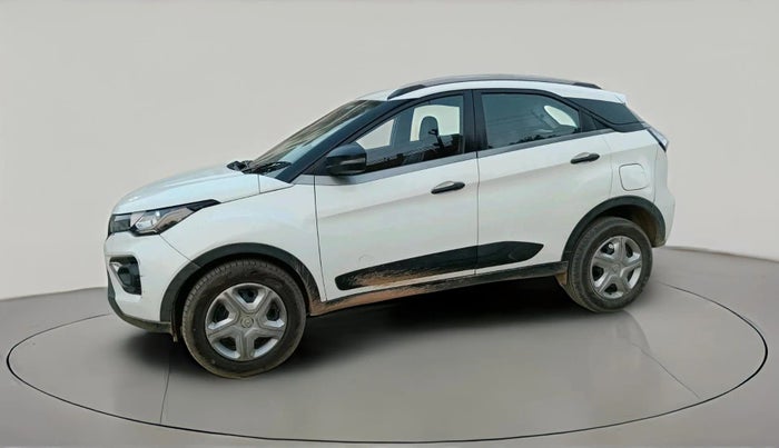 2022 Tata NEXON XM DIESEL, Diesel, Manual, 98,138 km, exterior