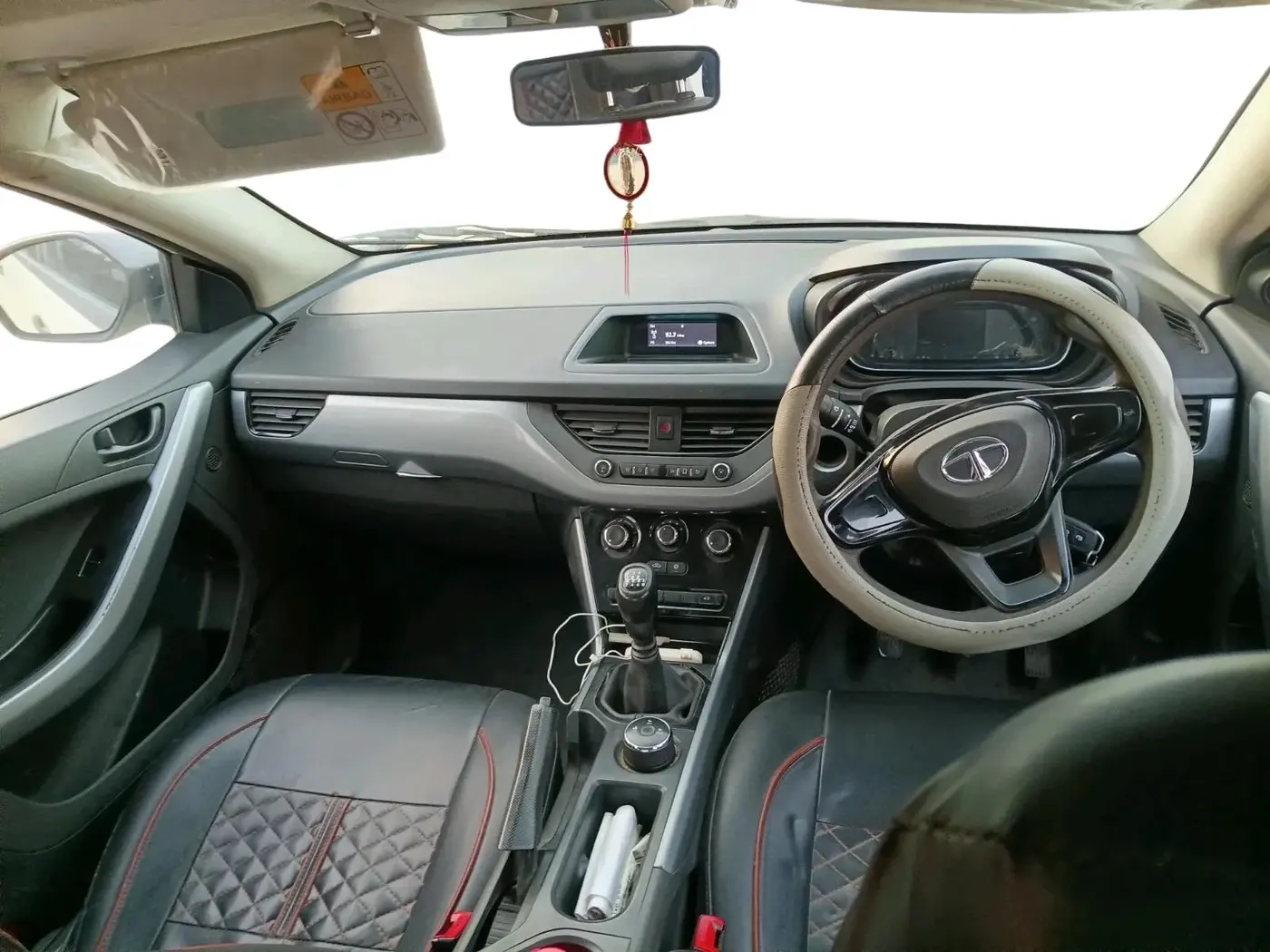 2022 Tata NEXON XM DIESEL, Diesel, Manual, 98,138 km, interior