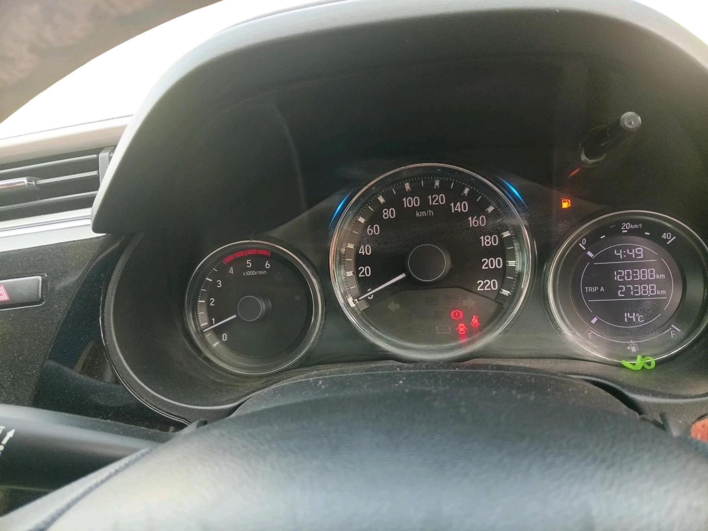 2019 Honda City 1.5L I-DTEC V, Diesel, Manual, 1,20,388 km, interior