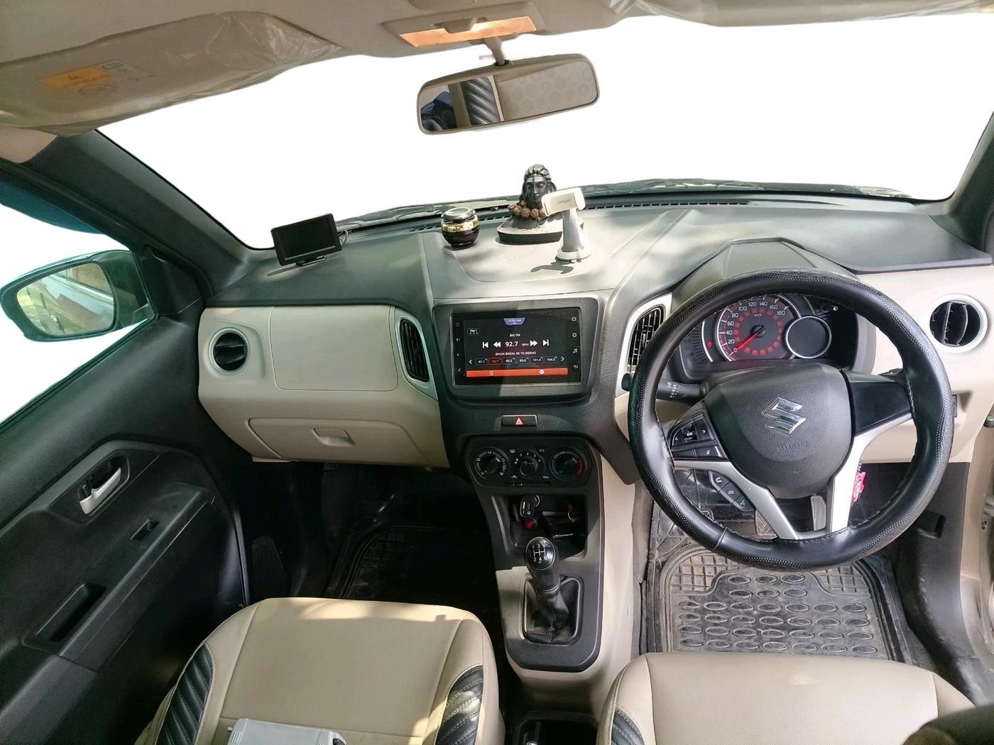 2019 Maruti New Wagon-R ZXI 1.2, Petrol, Manual, 31,650 km, interior