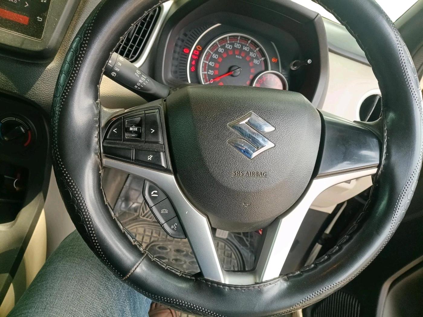 2019 Maruti New Wagon-R ZXI 1.2, Petrol, Manual, 31,650 km, interior