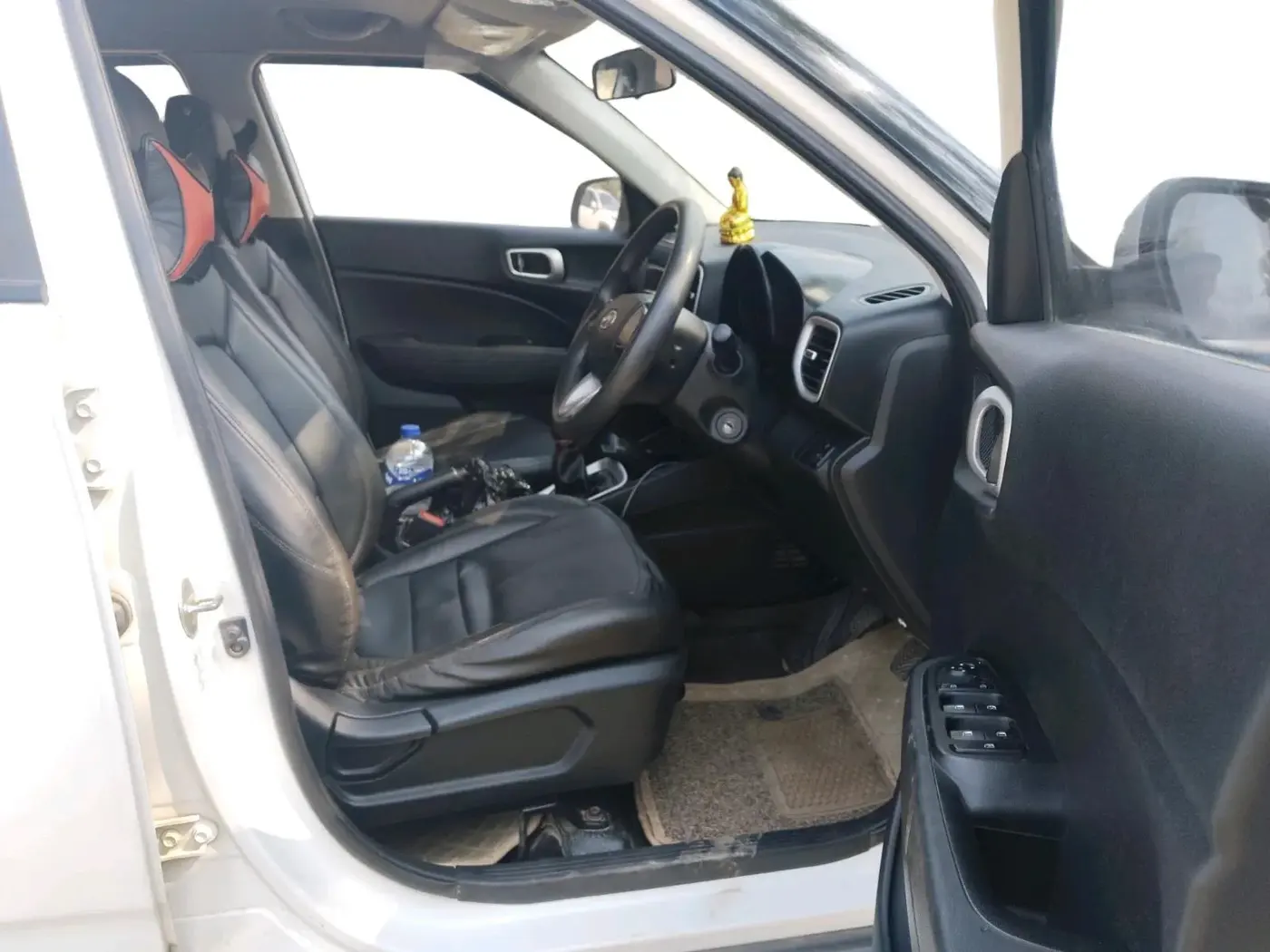 2021 Hyundai VENUE S 1.2, Petrol, Manual, 1,13,168 km, interior