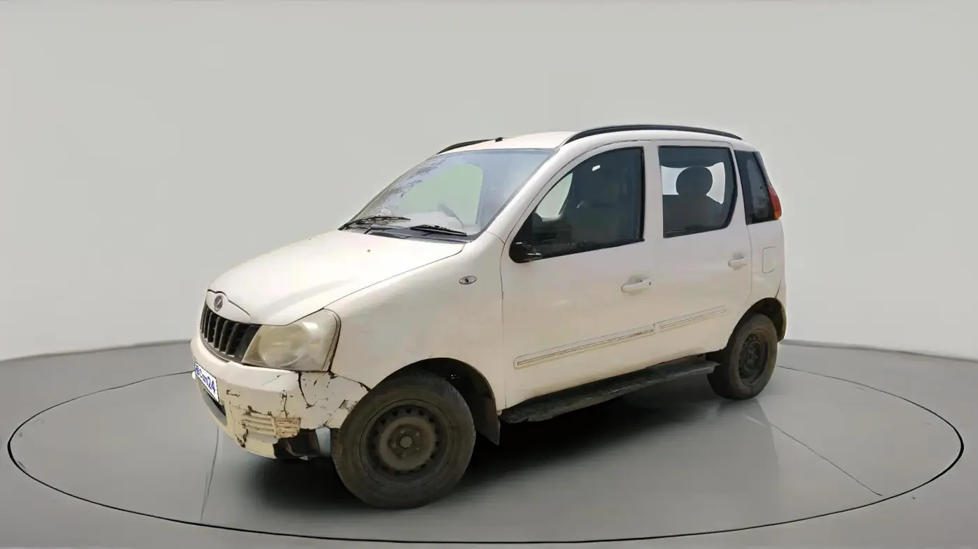 2013 Mahindra Quanto C6, Diesel, Manual, 1,68,439 km, exterior