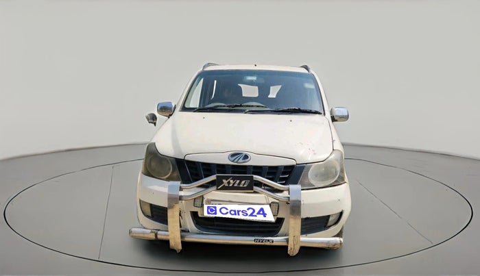 2013 Mahindra Quanto C8, Diesel, Manual, 29,119 km, exterior