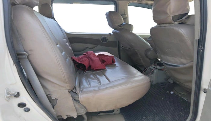 2013 Mahindra Quanto C8, Diesel, Manual, 29,119 km, interior