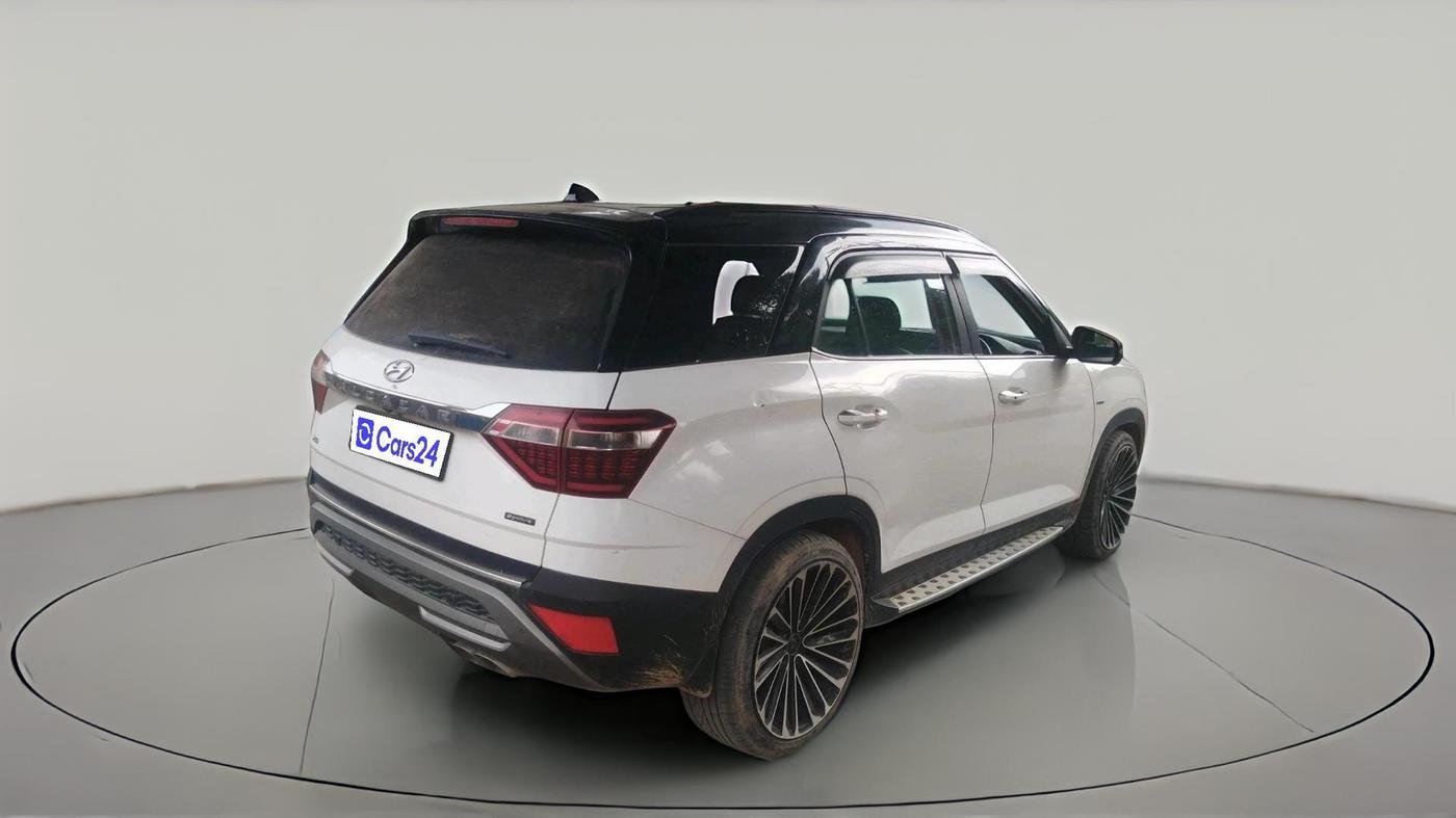 2021 Hyundai ALCAZAR 2.0 SIGNATURE (O) AT 6STR DUAL TONE, Petrol, Automatic, 71,214 km, exterior