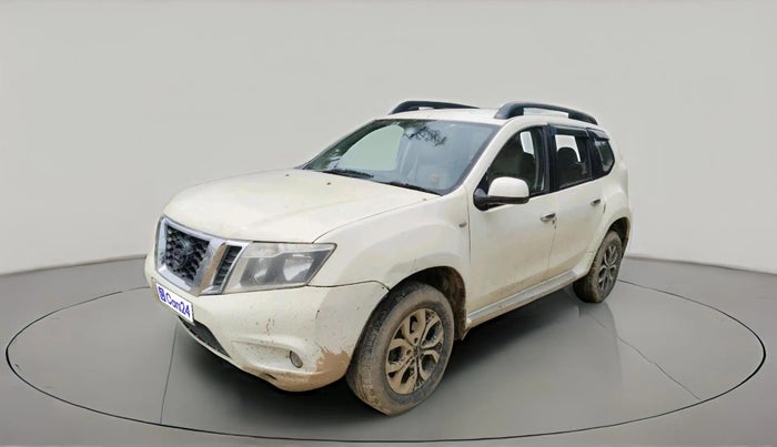 2014 Nissan Terrano XL (D), Diesel, Manual, 1,06,694 km, exterior