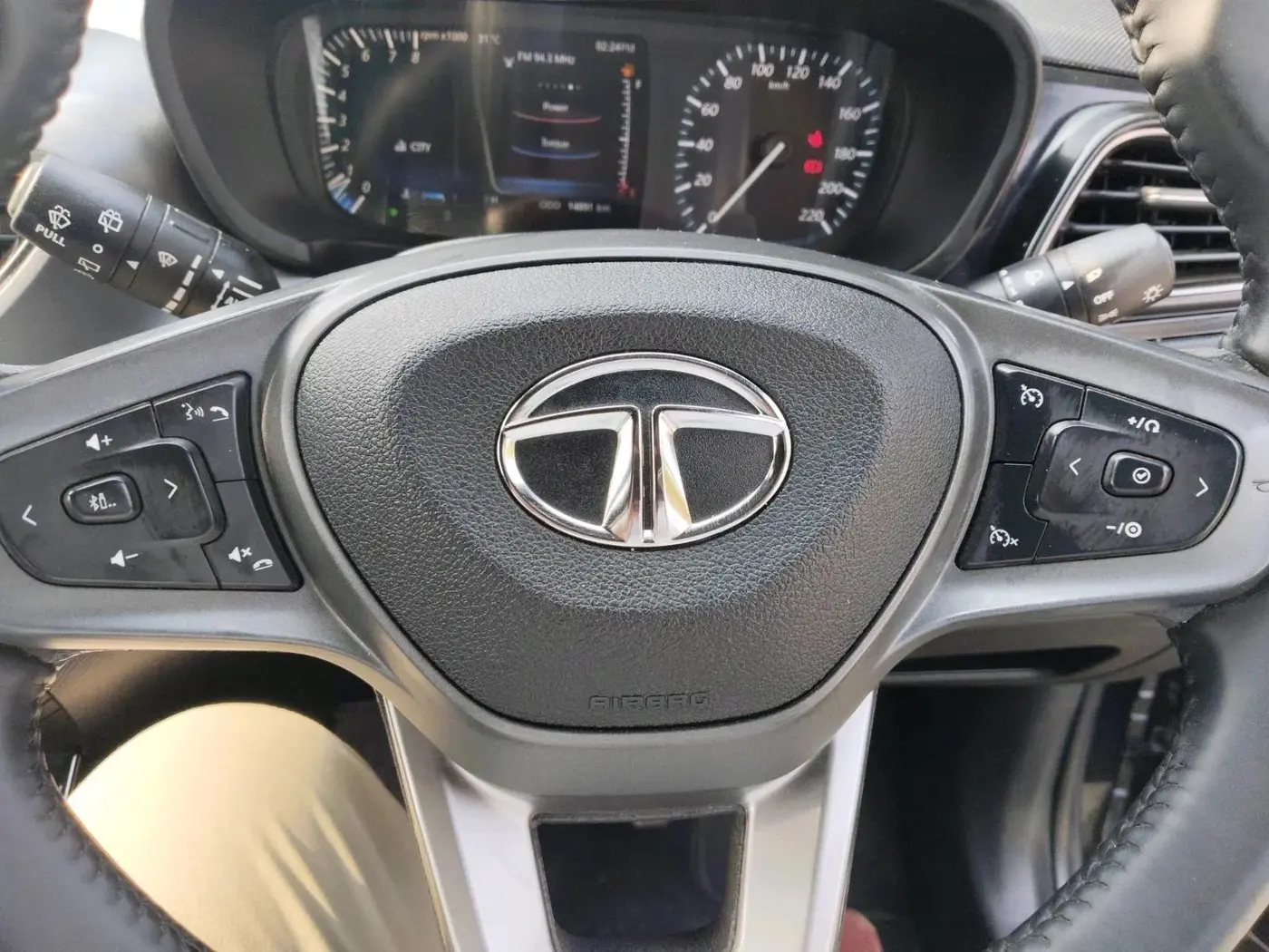 2024 Tata ALTROZ XT PETROL DARK EDITION, Petrol, Manual, 14,891 km, interior