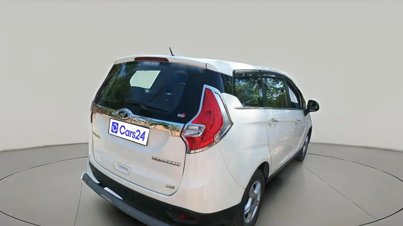 2018 Mahindra MARAZZO M6 7 STR, Diesel, Manual, 95,000 km, exterior