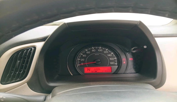 2025 Maruti New Wagon-R VXI 1.0 AMT, Petrol, Automatic, 2,209 km, interior