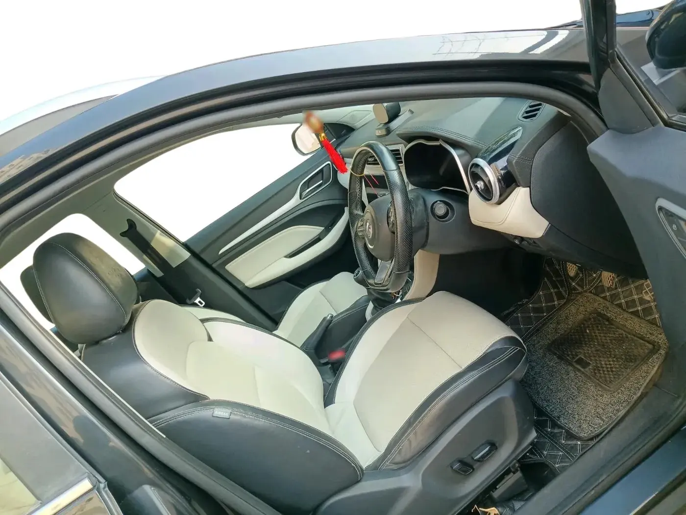 2021 MG ASTOR SHARP 1.5 MT, Petrol, Manual, 47,559 km, interior
