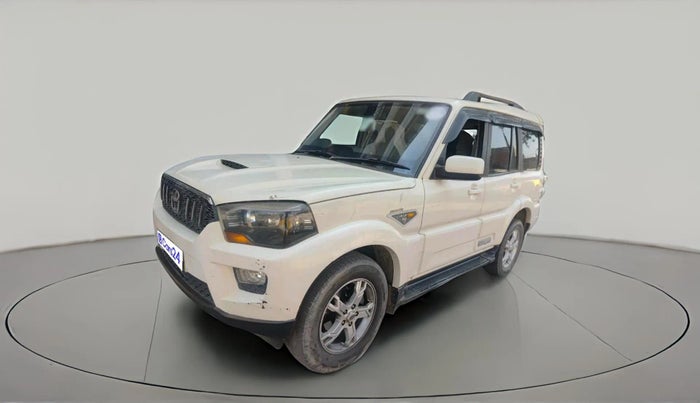 2016 Mahindra Scorpio S6 PLUS, Diesel, Manual, 1,14,842 km, exterior
