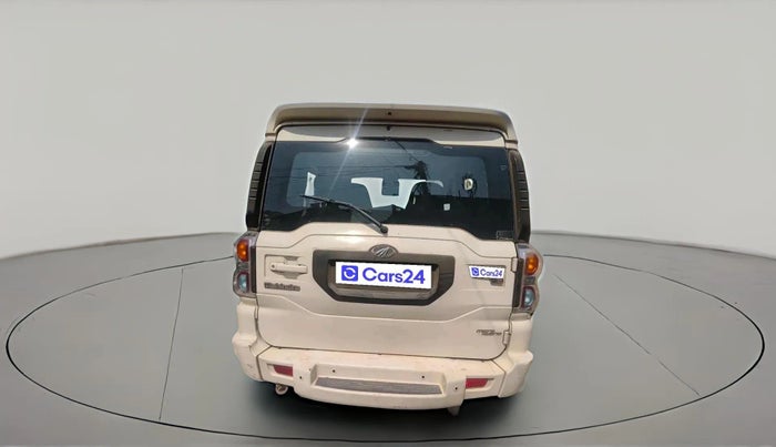 2016 Mahindra Scorpio S6 PLUS, Diesel, Manual, 1,14,842 km, exterior