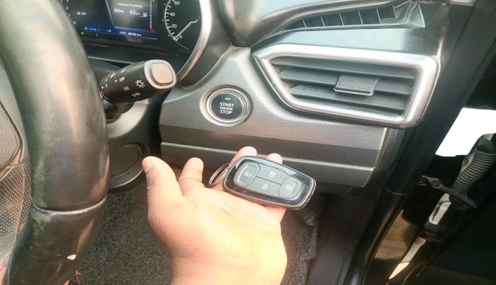 2019 Tata Harrier XZ 2.0L, Diesel, Manual, 88,136 km, interior