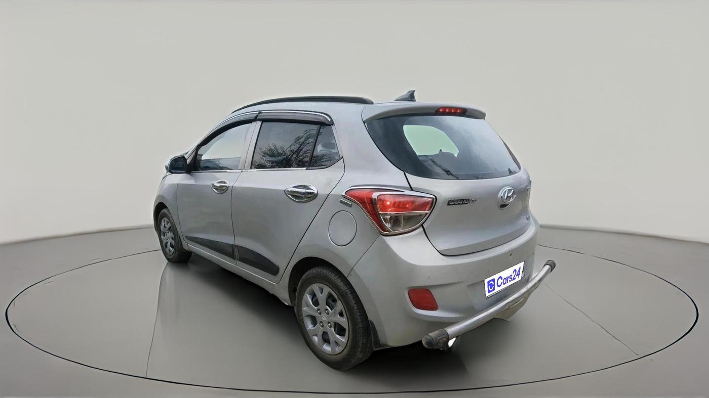 2015 Hyundai Grand i10 SPORTZ 1.2 KAPPA VTVT, Petrol, Manual, 1,05,391 km, exterior