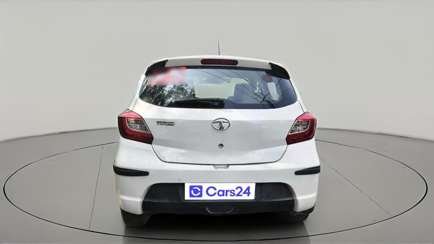 2017 Tata Tiago XZ PETROL, Petrol, Manual, 54,814 km, exterior