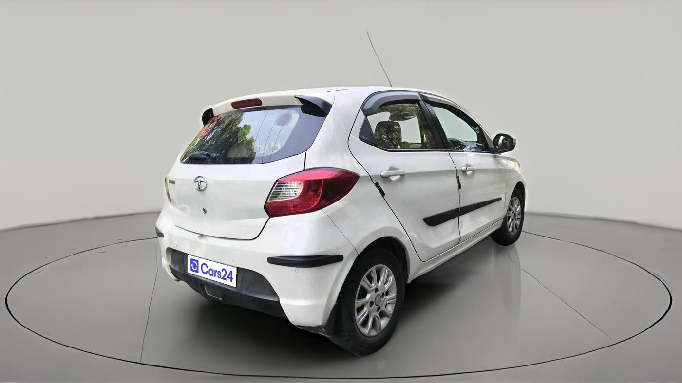 2017 Tata Tiago XZ PETROL, Petrol, Manual, 54,814 km, exterior