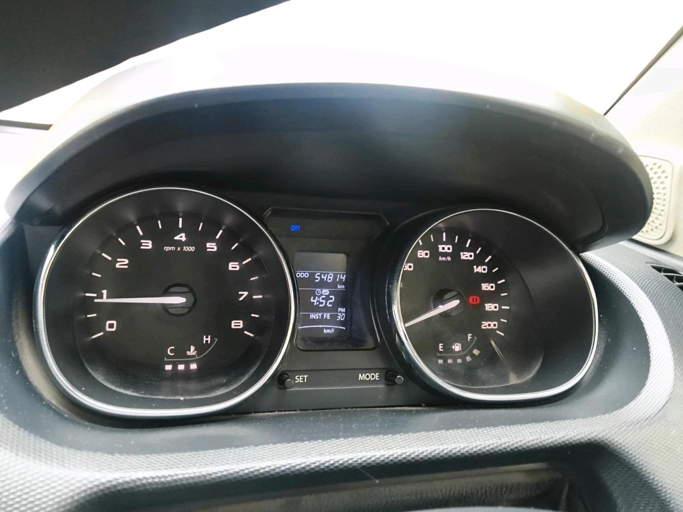 2017 Tata Tiago XZ PETROL, Petrol, Manual, 54,814 km, interior