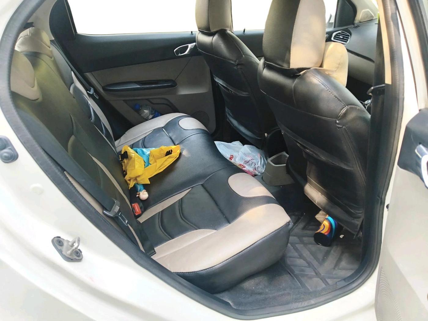2017 Tata Tiago XZ PETROL, Petrol, Manual, 54,814 km, interior