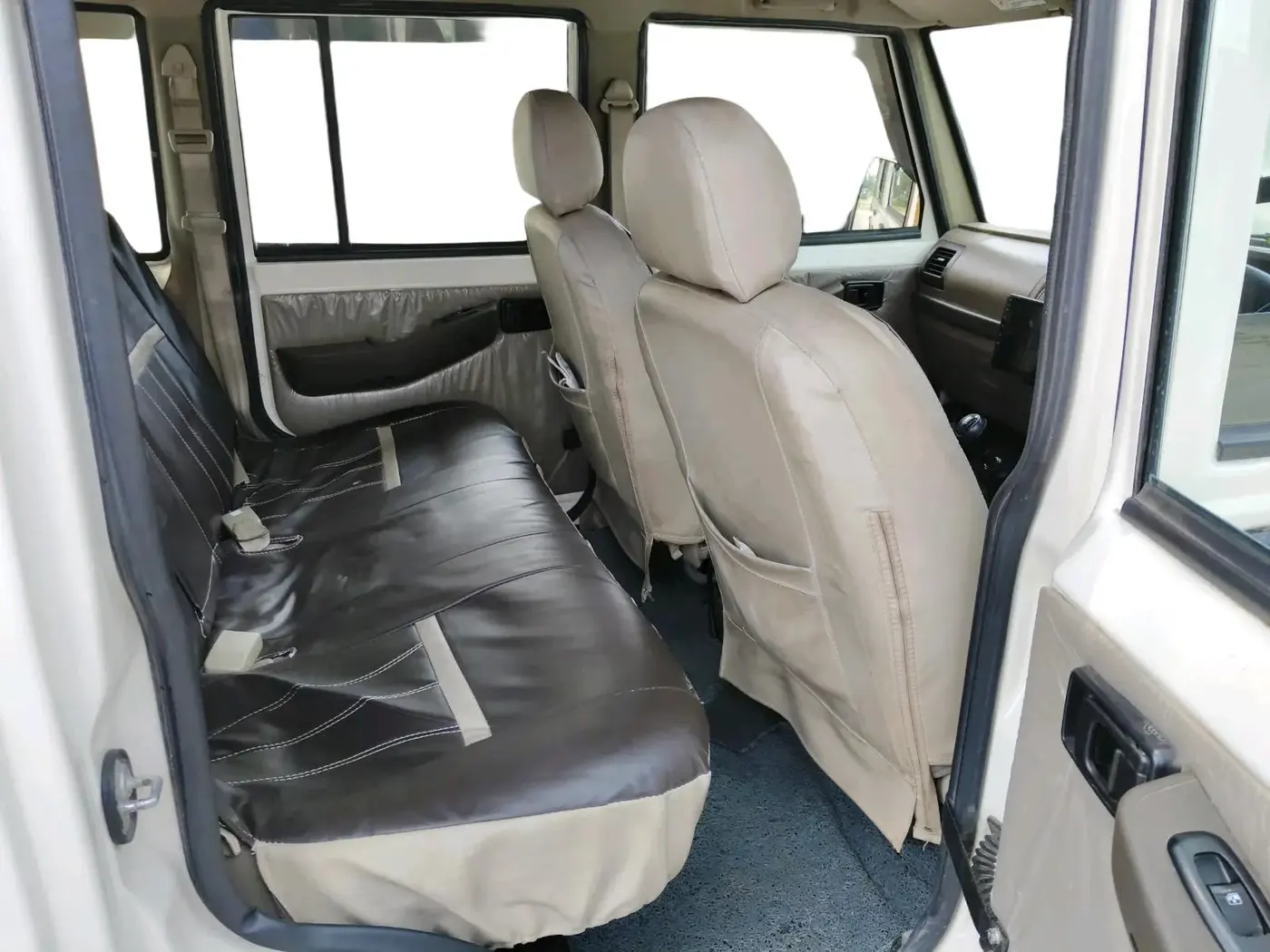 2022 Mahindra Bolero B6, Diesel, Manual, 40,013 km, interior
