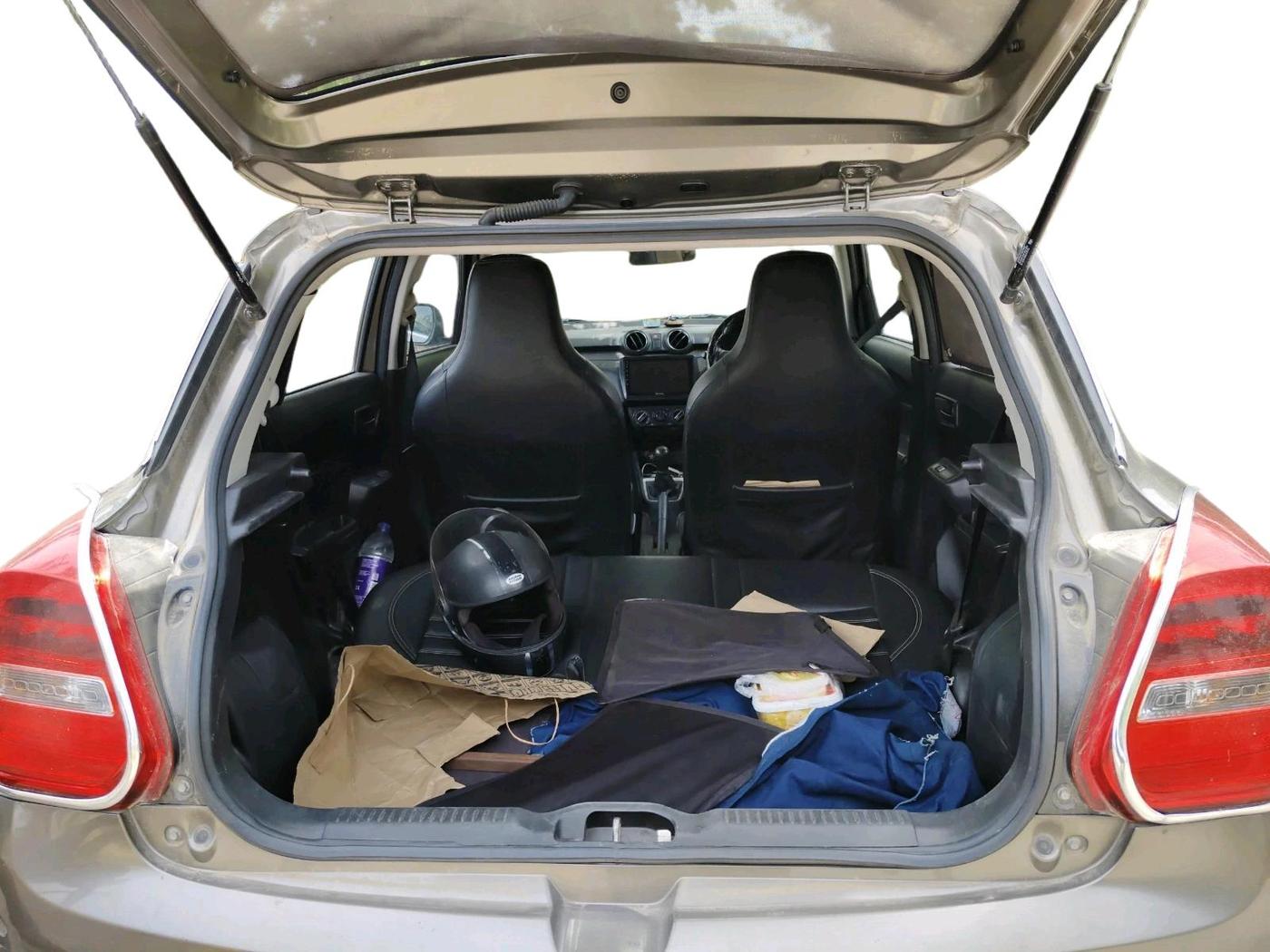 2023 Maruti Swift LXI, Petrol, Manual, 49,066 km, exterior
