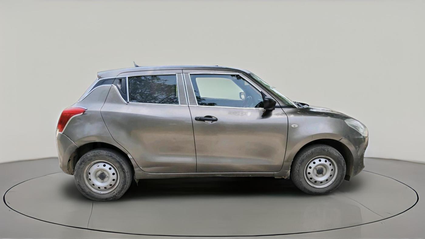 2023 Maruti Swift LXI, Petrol, Manual, 49,066 km, exterior