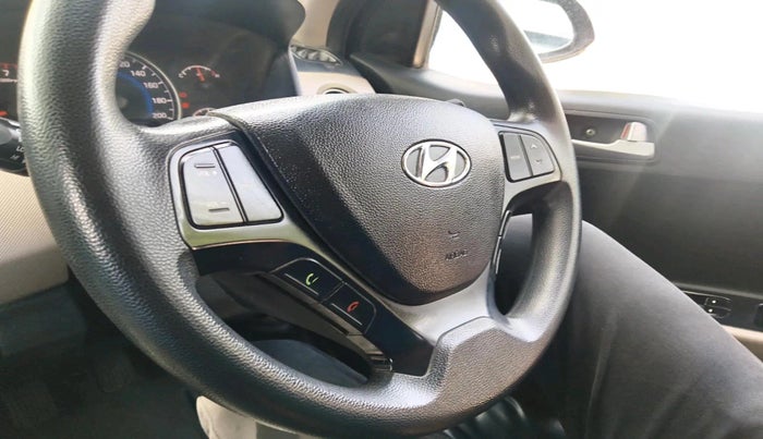 2018 Hyundai Grand i10 SPORTZ 1.2 KAPPA VTVT, Petrol, Manual, 60,034 km, interior