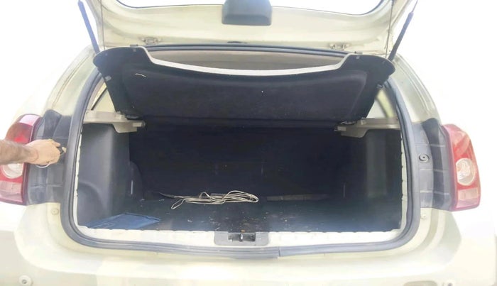 2014 Renault Duster 85 PS RXL DIESEL, Diesel, Manual, 1,68,571 km, exterior