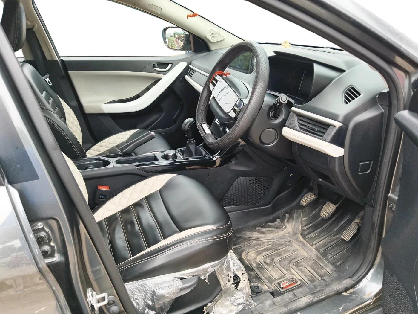 2024 Tata NEXON CREATIVE 1.2 PETROL, Petrol, Manual, 19,093 km, interior