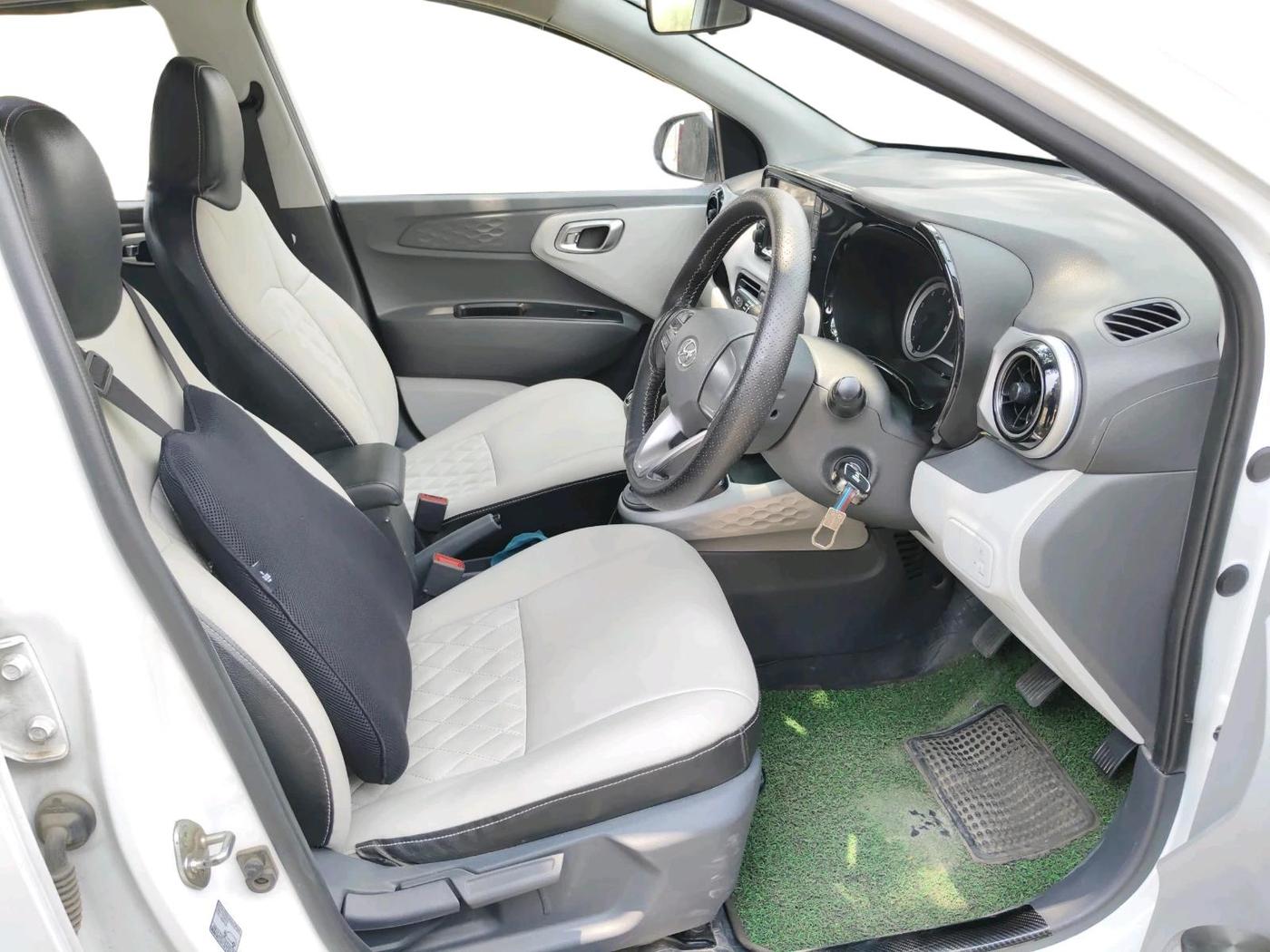 2022 Hyundai GRAND I10 NIOS SPORTZ 1.2 KAPPA VTVT, Petrol, Manual, 25,205 km, interior