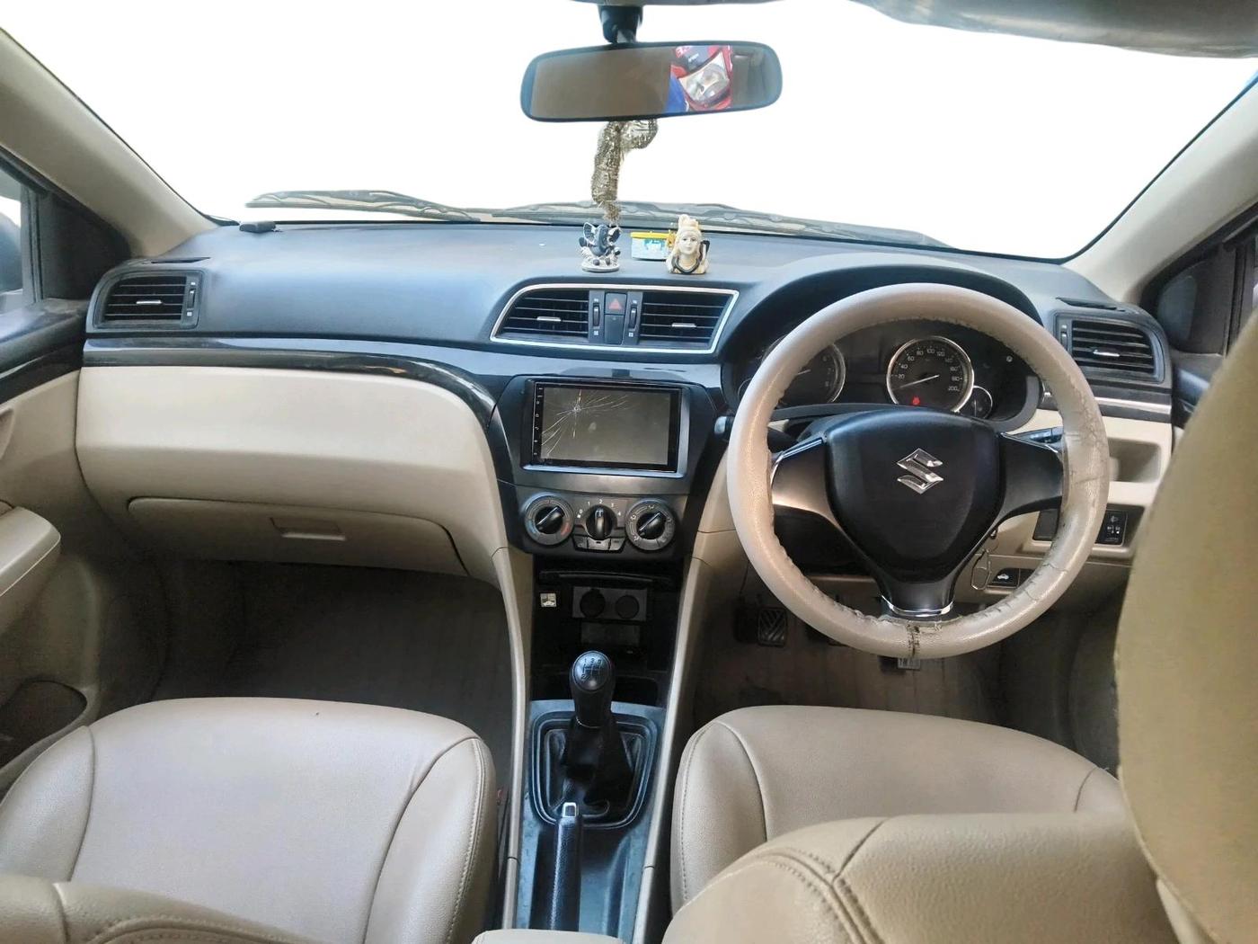2016 Maruti Ciaz VXI, Petrol, Manual, 78,520 km, interior