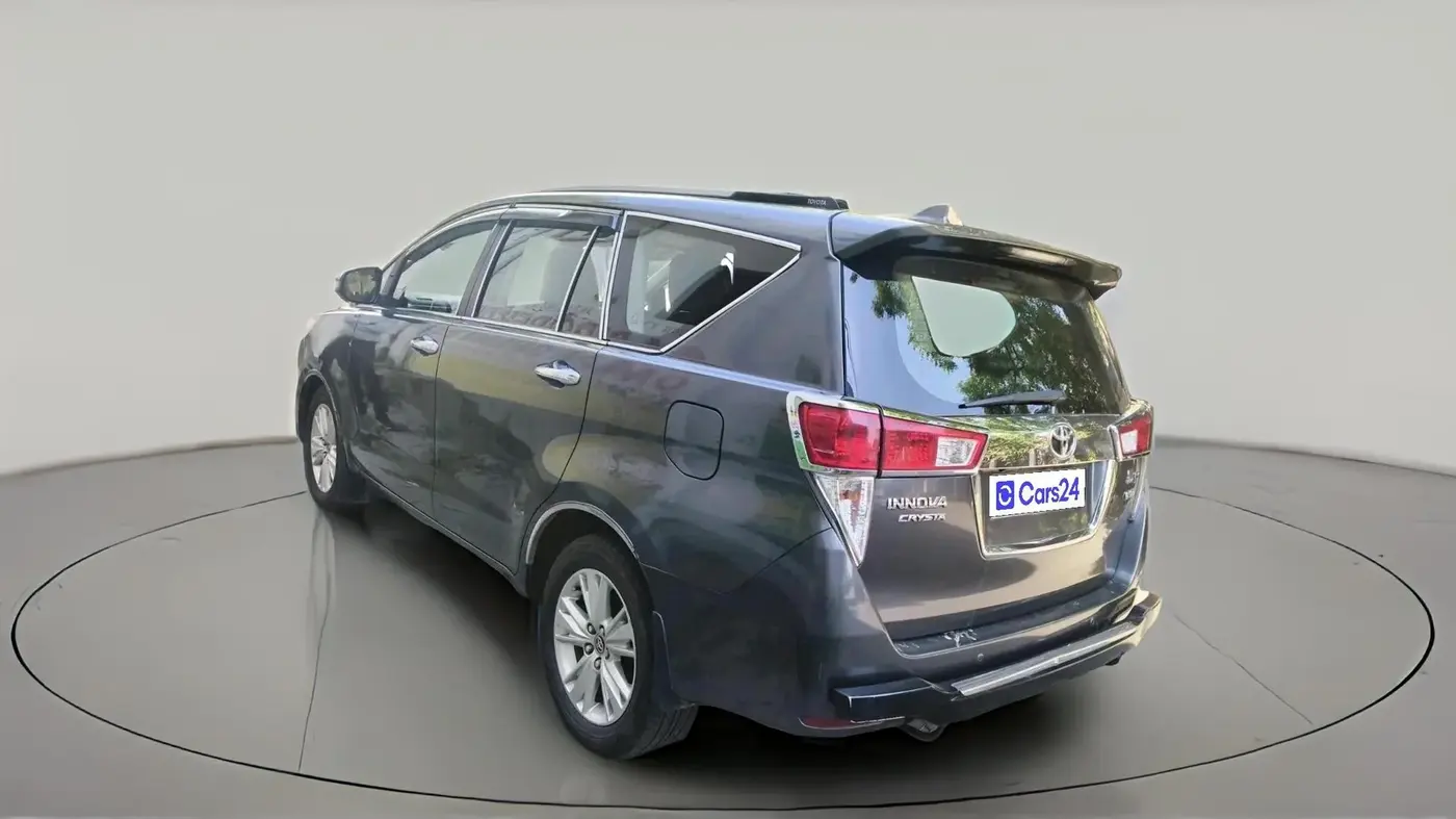 2018 Toyota Innova Crysta 2.4 ZX 7 STR, Diesel, Manual, 2,09,206 km, exterior