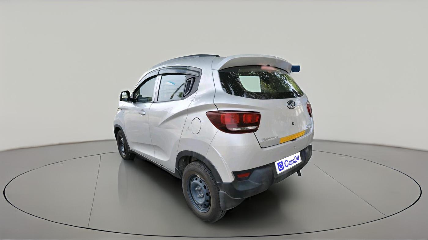 2016 Mahindra Kuv100 K4 PLUS 6 STR, Petrol, Manual, 27,525 km, exterior