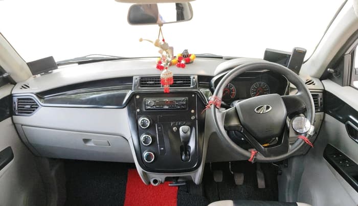 2016 Mahindra Kuv100 K4 PLUS 6 STR, Petrol, Manual, 27,525 km, interior