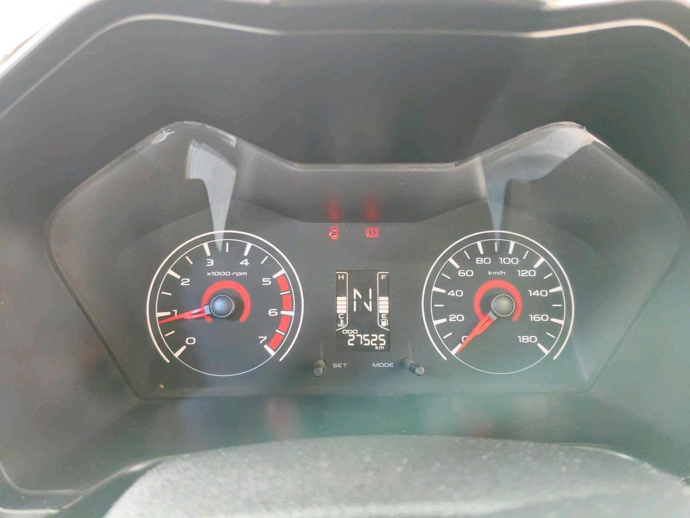 2016 Mahindra Kuv100 K4 PLUS 6 STR, Petrol, Manual, 27,525 km, interior