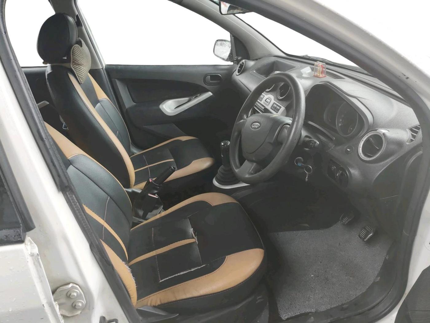 2013 Ford Figo ZXI 1.4 DIESEL, Diesel, Manual, 1,08,757 km, interior