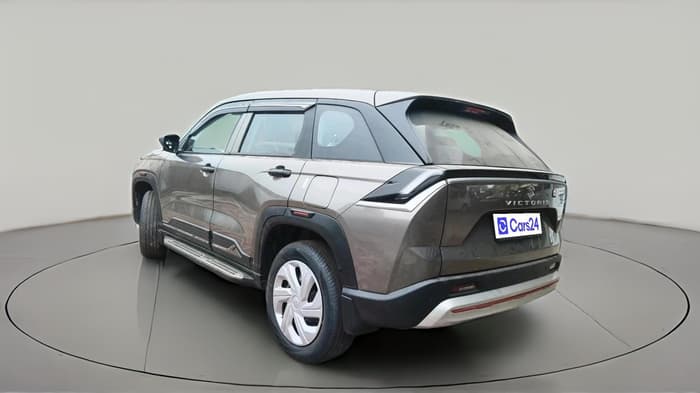 2026 Maruti Victoris Lxi 1.5 MT, Petrol, Automatic, 1,135 km, exterior