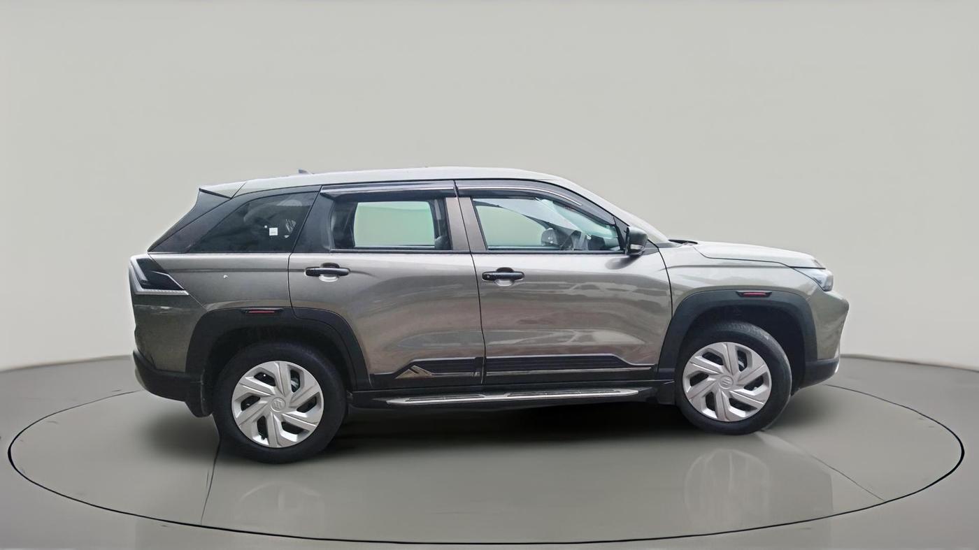 2026 Maruti Victoris Lxi 1.5 MT, Petrol, Automatic, 1,135 km, exterior