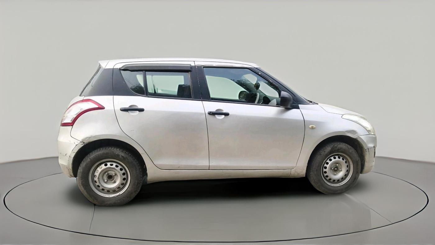 2017 Maruti Swift LXI (O), Petrol, Manual, 1,33,805 km, exterior