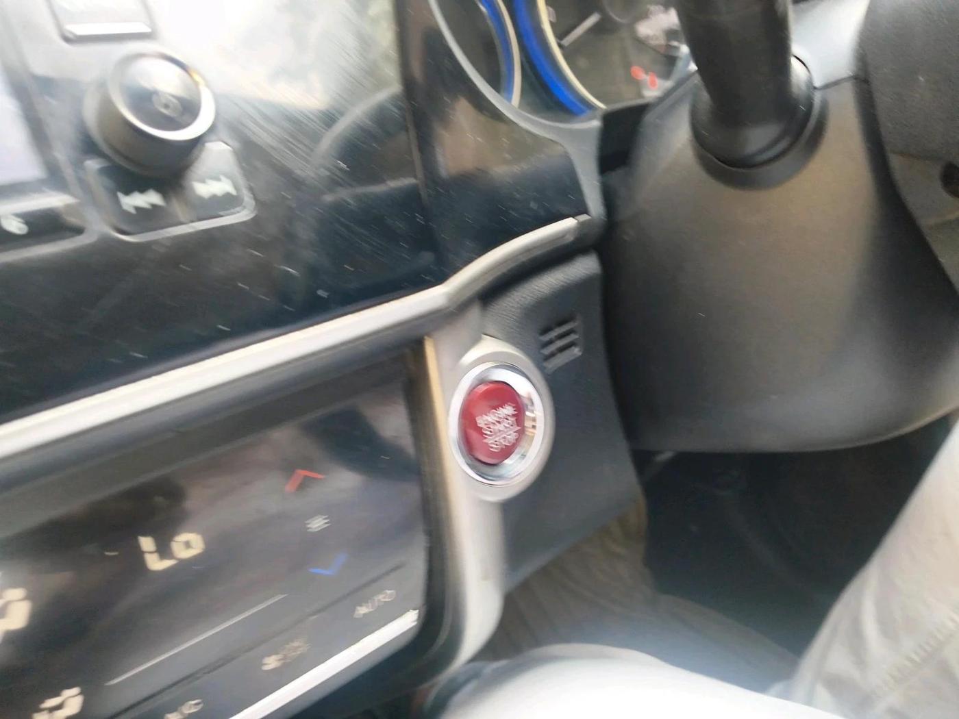 2015 Honda City 1.5L I-DTEC VX, Diesel, Manual, 1,57,728 km, interior