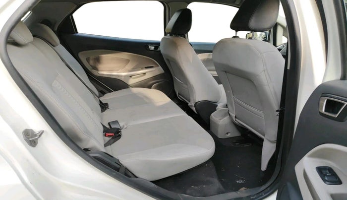 2013 Ford Ecosport AMBIENTE 1.5L DIESEL, Diesel, Manual, 1,47,568 km, interior