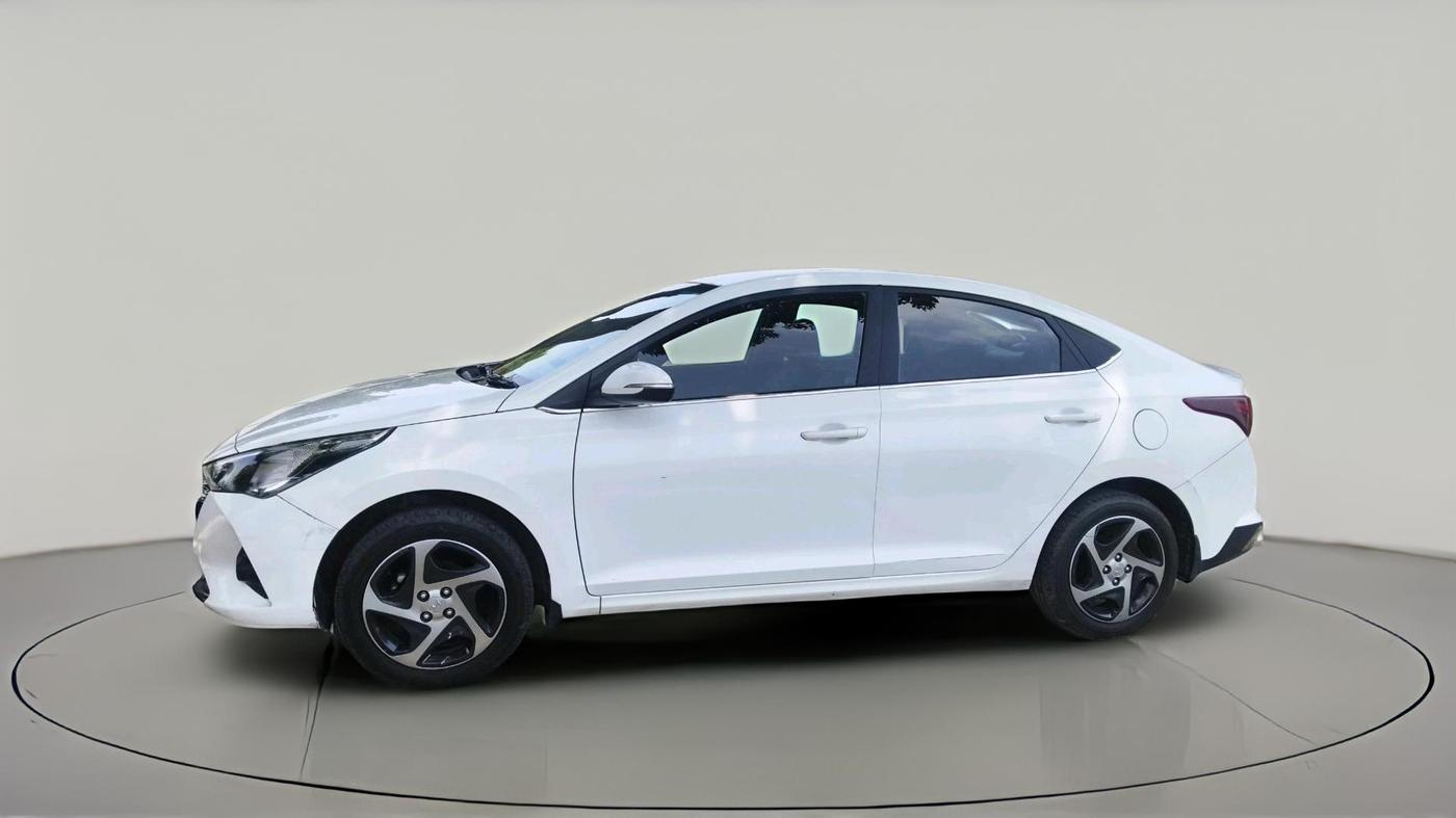 2022 Hyundai Verna S PLUS 1.5 VTVT, Petrol, Manual, 17,156 km, exterior
