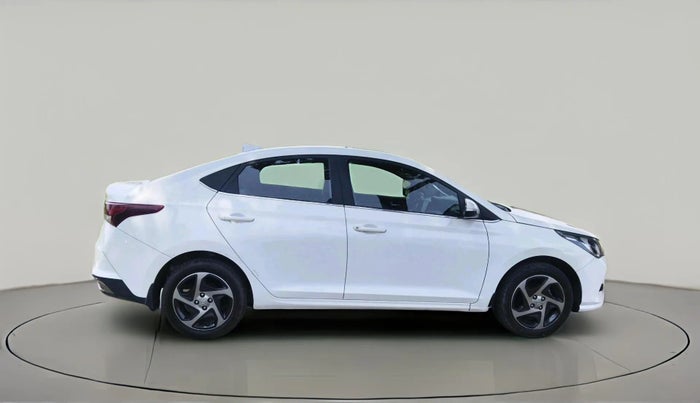 2022 Hyundai Verna S PLUS 1.5 VTVT, Petrol, Manual, 17,156 km, exterior