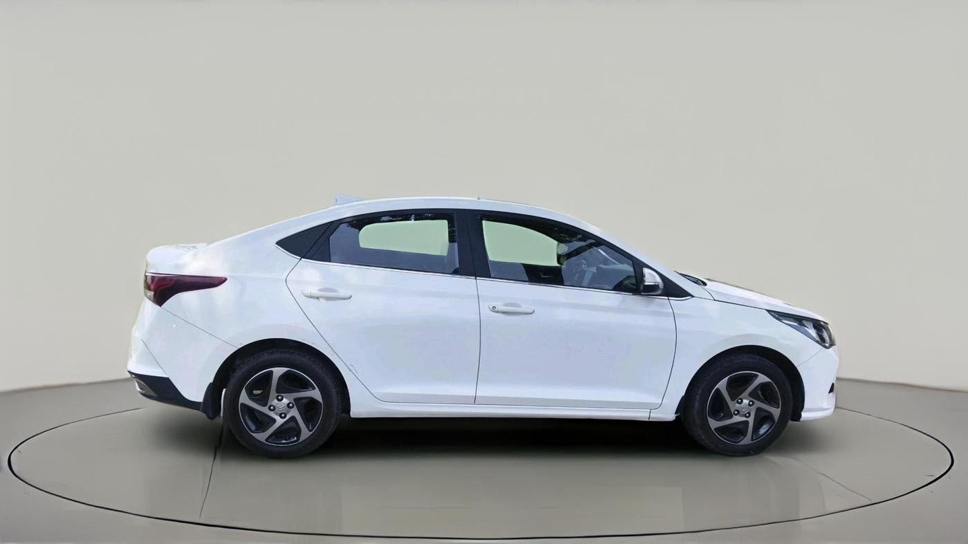 2022 Hyundai Verna S PLUS 1.5 VTVT, Petrol, Manual, 17,156 km, exterior