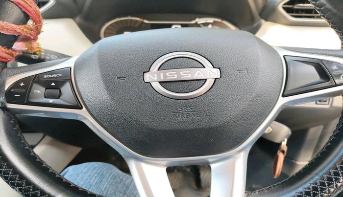 2024 Nissan MAGNITE XL, Petrol, Manual, 21,860 km, interior