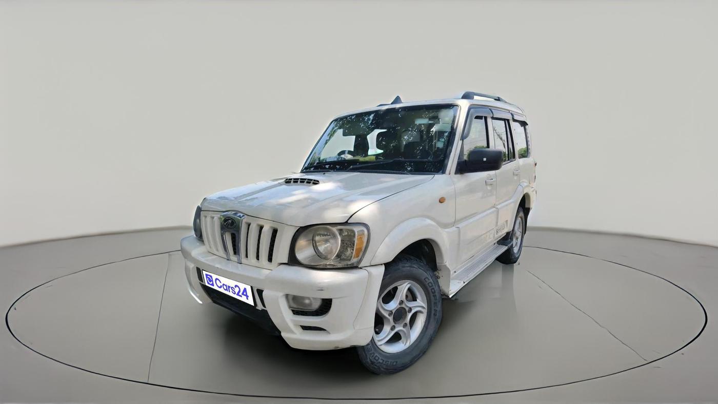 2011 Mahindra Scorpio VLX 2WD AT BS-III, Diesel, Automatic, 1,43,272 km, exterior