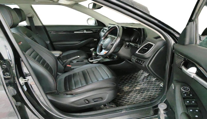 2022 KIA SELTOS GTX PLUS 1.4, Petrol, Manual, 20,090 km, interior